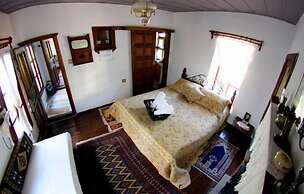 Salkim Konak Agac Evler