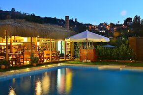 Salkim Konak Agac Evler