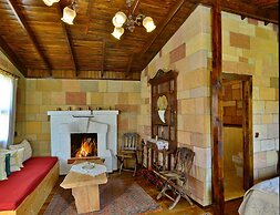 Salkim Konak Agac Evler