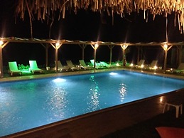 Salkim Konak Agac Evler