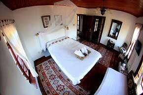 Salkim Konak Agac Evler