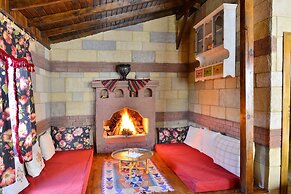 Salkim Konak Agac Evler