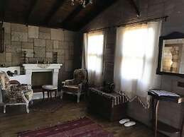 Salkim Konak Agac Evler