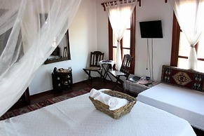 Salkim Konak Agac Evler