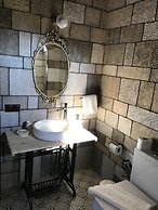 Salkim Konak Agac Evler