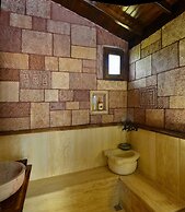 Salkim Konak Agac Evler