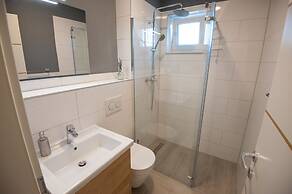 Seaside Luxury Suites