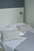 Seaside Luxury Suites