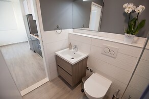 Seaside Luxury Suites