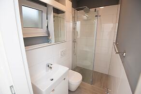 Seaside Luxury Suites