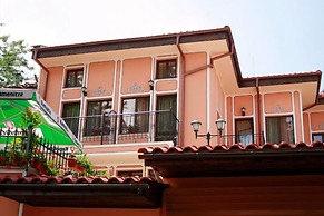 Alafrangite Hotel