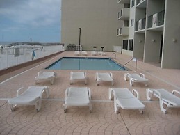 Tropical Winds Unit 701