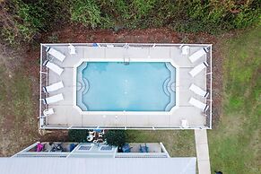 Laguna Breeze Unit C