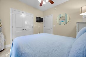 Laguna Breeze Unit C
