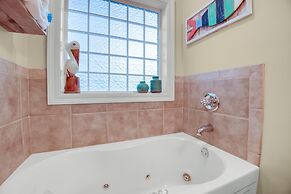 Laguna Breeze Unit C