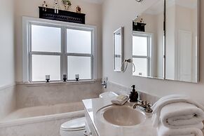 Spinnaker Pointe Unit 3B