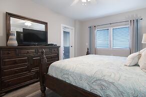 Tropical Winds Unit 301