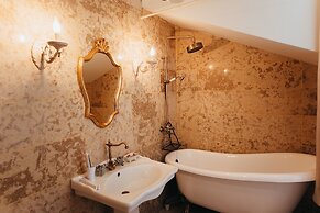 Usadba Skornyakovo-Arhangelskoye