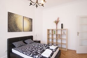 Large Central Apartment Fehérhajó
