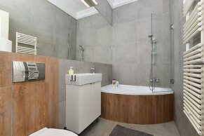 Large Central Apartments Dohány