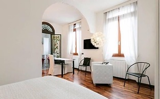 Optimus Host Cermenate Apartment