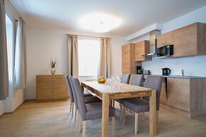 Central Lake View Suites Villa Julia by we rent