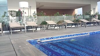 H2 LUXURY 3 Bedroom Apartment