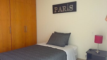 H2 LUXURY 3 Bedroom Apartment