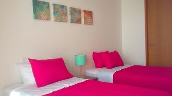 H2 LUXURY 3 Bedroom Apartment