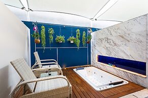 Hotel Clover Patong Phuket