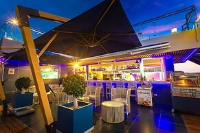 Hotel Clover Patong Phuket