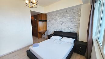 La Mirada Residences