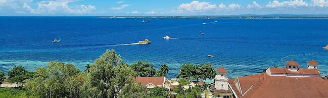 La Mirada Residences