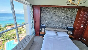 La Mirada Residences