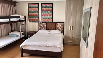 La Mirada Residences