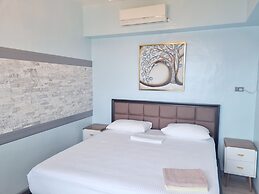 La Mirada Residences