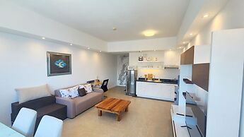 La Mirada Residences