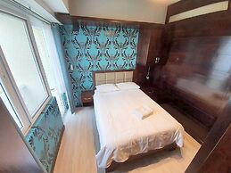 La Mirada Residences