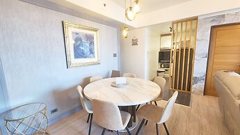 La Mirada Residences