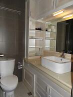 La Mirada Residences