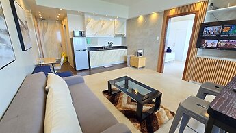 La Mirada Residences