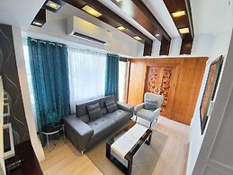 La Mirada Residences