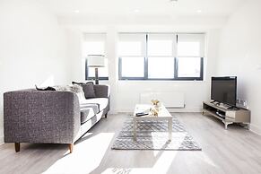 City Stay Apartments - Platform