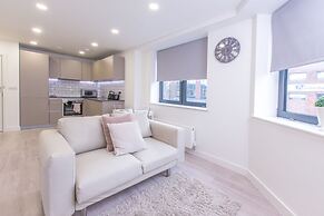 City Stay Apartments - Platform