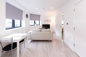 City Stay Apartments - Platform