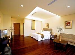 Sun Moon Lake Karuizawa Villa B&B