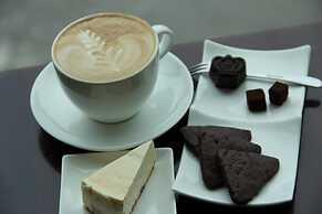 Sun Moon Lake Karuizawa Villa B&B