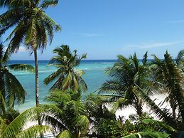 Island View Beachfront Resort
