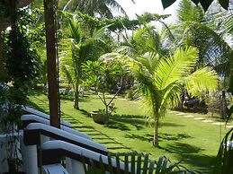 Island View Beachfront Resort