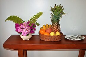 Island View Beachfront Resort